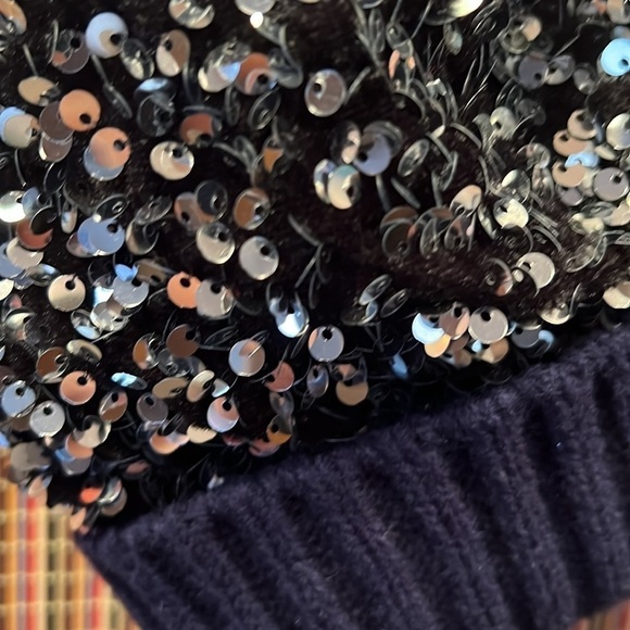 2 Minky Hats for girls, lined and sparkly. One Dark Blue, one Pink. (T4) - Picture 3 of 5